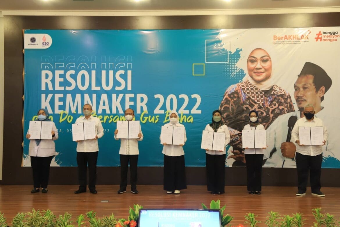 Kemnaker Canangkan Tiga Resolusi Hadapi Tantangan 2022
