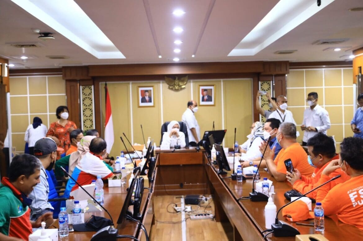 Menaker Dialog dengan Pimpinan Serikat Pekerja/Serikat Buruh terkait Permenaker 2/2022