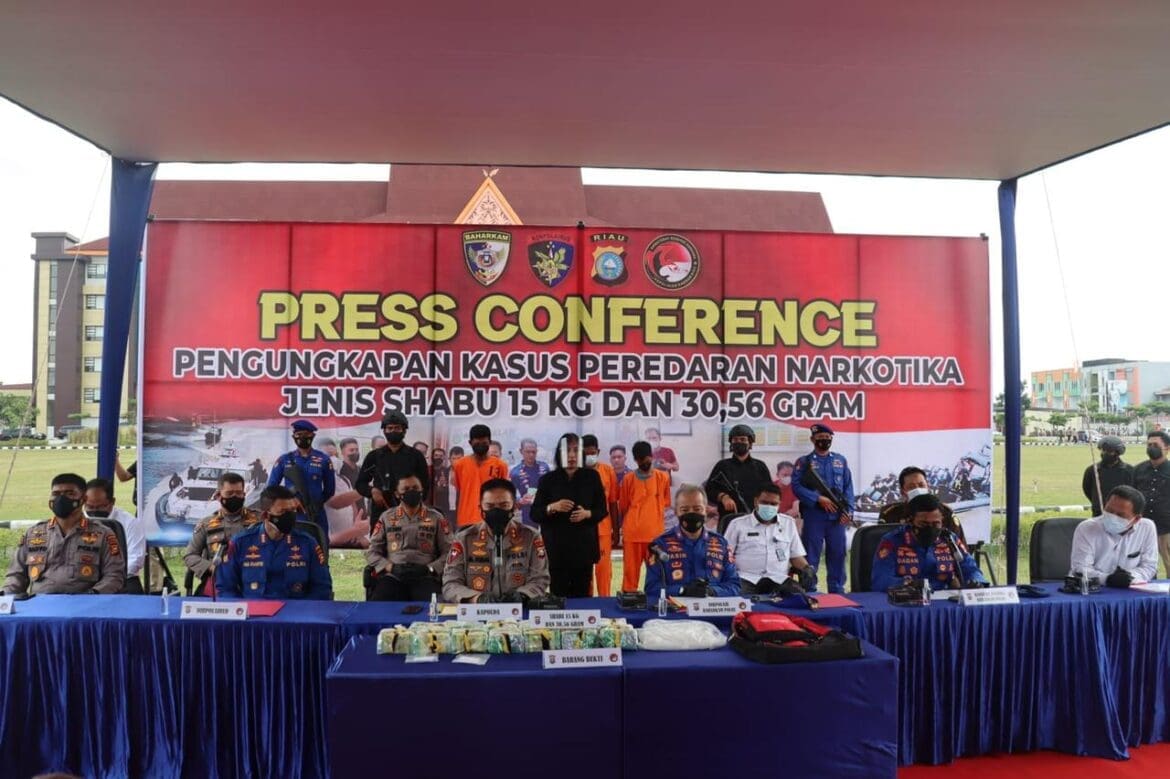 Polri Gagalkan Peredaran 15 Kg Sabu di Pekanbaru