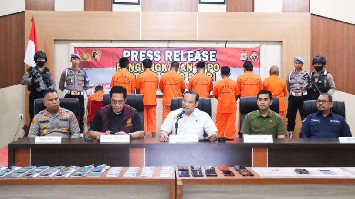 Polri Tangkap 12 Tersangka TPPO Ilegal ke Malaysia