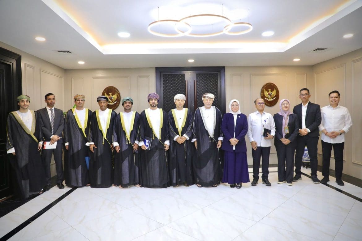 Kemnaker Indonesia Bekerja Sama Dengan Pemerintah Oman