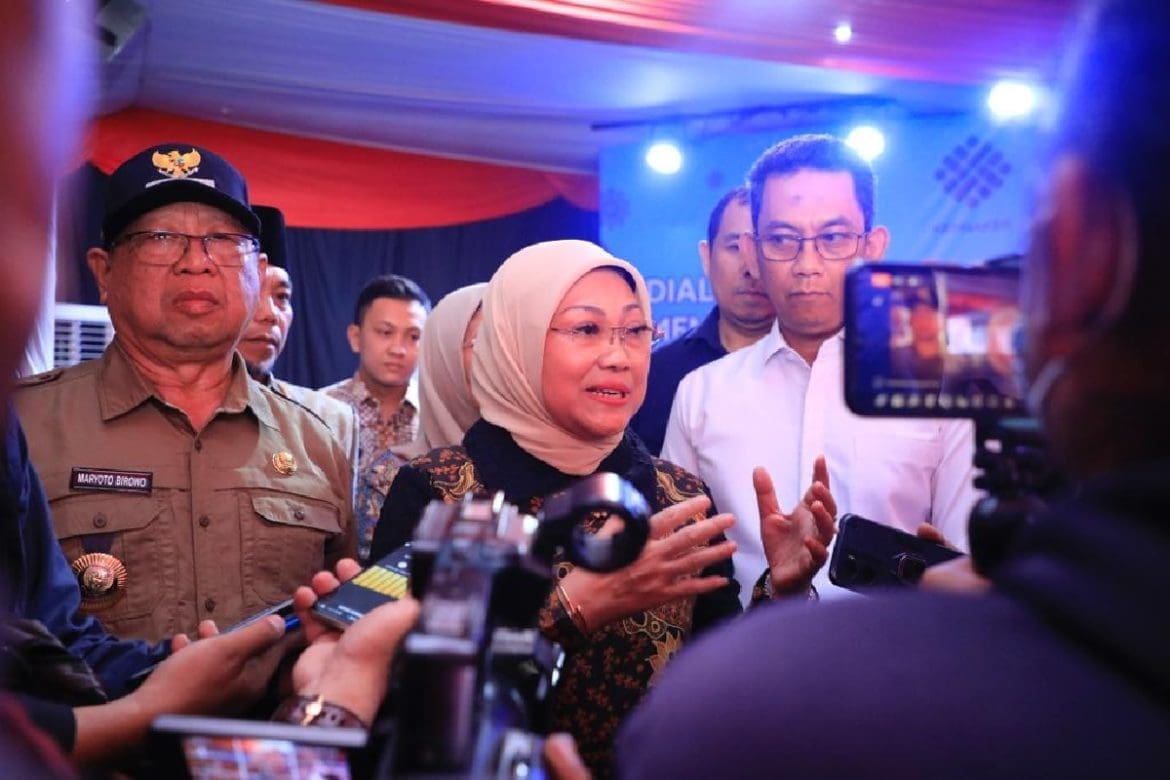 Menaker Tinjau Pilot Project Pemberdayaan Pekerja Migran