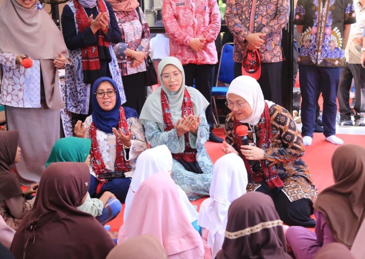 Menaker Apresiasi Pemerintah Desa Kenanga Berdayakan Desmigratif