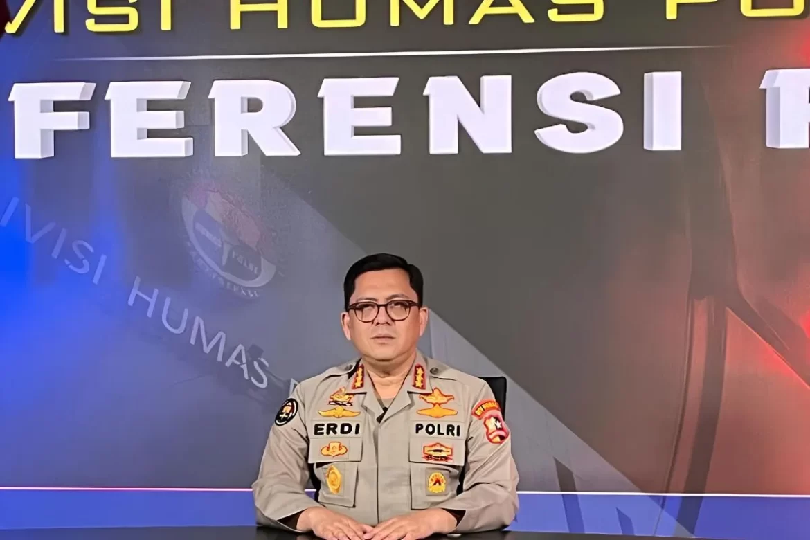 Polri Mutasi Dan Rotasi 211 Personel