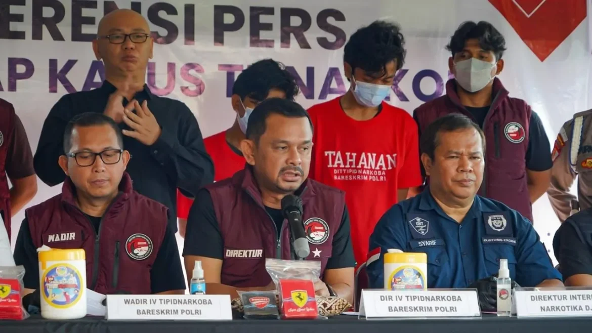 Bareskrim Polri Ungkap Pabrik Narkoba Happy Water di Semarang