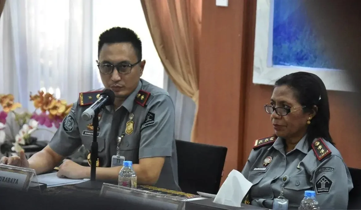 Imigrasi Surabaya Tangkap DPO Penyelundupan Orang Polda NTT