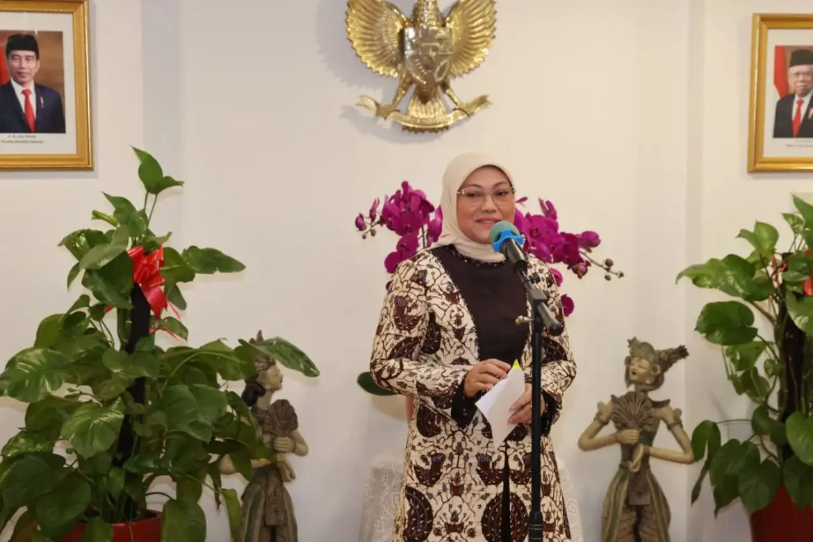 Menaker Ida dan Dubes RI di Tiongkok Bahas Peluang Kerja Sama Ketenagakerjaan