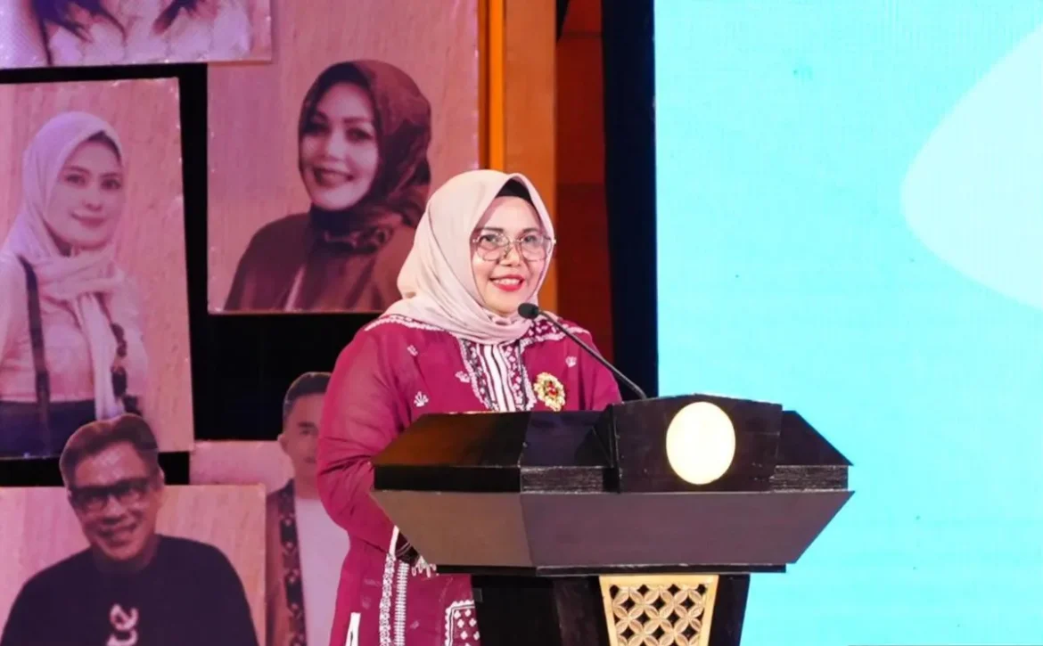 Kepala Perwakilan Bank Indonesia Provinsi DKI Jakarta Arlyana Abubakar dalam wisuda program Jagoan Wirausaha Jakarta (Jawara) 2024 di kawasan Jakarta Selatan.