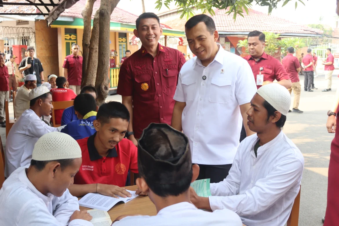 Wamen Imigrasi dan Pemasyarakatan Silmy Karim Sambangi Lapas Pemuda IIA Tangerang