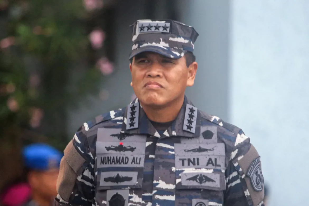 TNI AL siapkan satu KRI untuk bakti kesehatan di Karangasem Bali