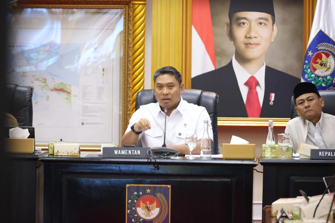 Wakil Menteri Pertanian (Wamentan), Sudaryono saat rapat koordinasi di Kementerian Dalam Negeri, Jakarta, Selasa (18/11/2025). Foto: Istimewa/VOICEINDONESIA.CO