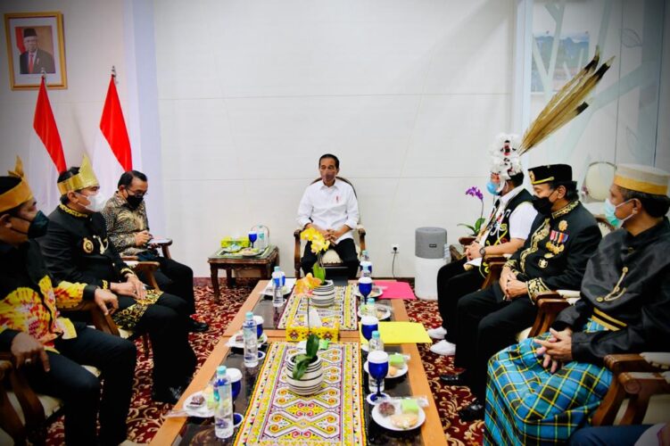 Tokoh Masyarakat dan Adat Kaltim Dukung Pembangunan IKN Tokoh Masyarakat dan Adat Kaltim Dukung Pembangunan IKN
