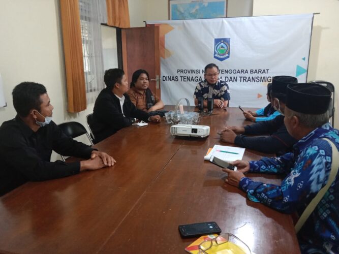 Disnaker dan BP2MI NTB Apresiasi Konsistensi SBMI Disnaker dan BP2MI NTB Apresiasi Konsistensi SBMI