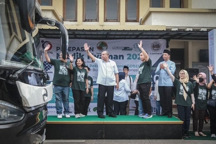 Afriansyah Noor Apresiasi Perusahaan yang Berikan Mudik Gratis Afriansyah Noor Apresiasi Perusahaan yang Berikan Mudik Gratis