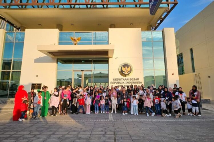 101 WNI yang Overstay di Abu Dhabi Dipulangkan ke Indonesia 101 WNI yang Overstay di Abu Dhabi Dipulangkan ke Indonesia