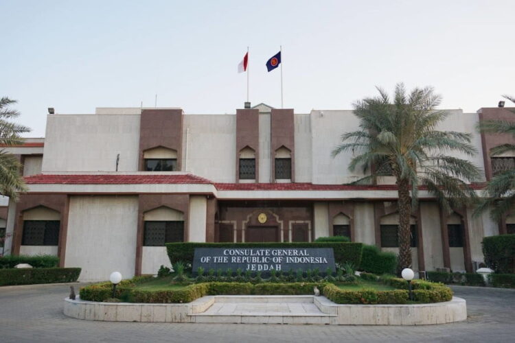 KJRI Jeddah Buka Layanan Terpadu di Taif KJRI Jeddah Buka Layanan Terpadu di Taif