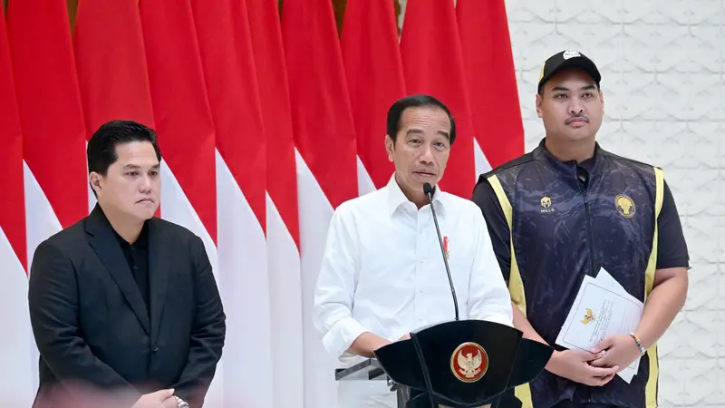 Presiden Jokowi Perintahkan Menkopolhukam Tangani Pengungsi Rohingya Presiden Jokowi Perintahkan Menkopolhukam Tangani Pengungsi Rohingya