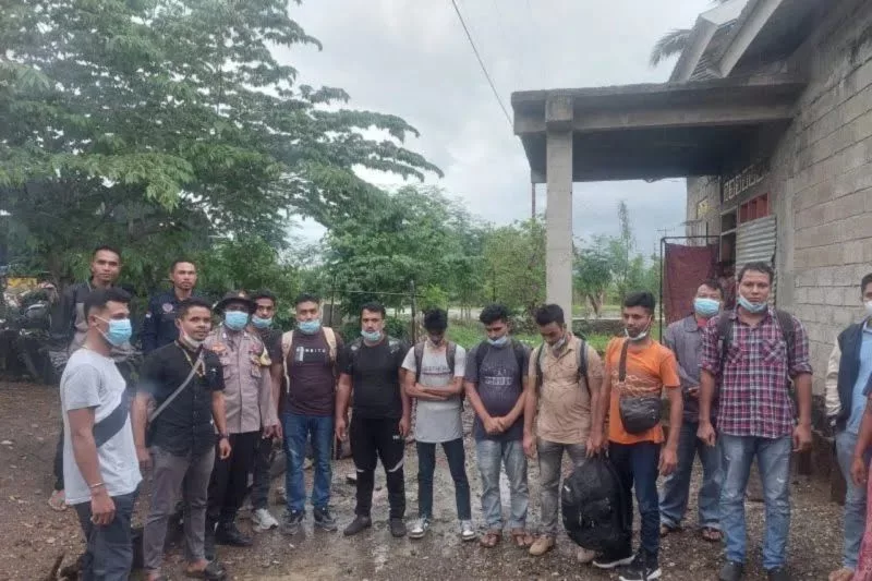 WNA Bangladesh Kantongi KTP NTT Tak Terdaftar WNA Bangladesh Kantongi KTP NTT Tak Terdaftar