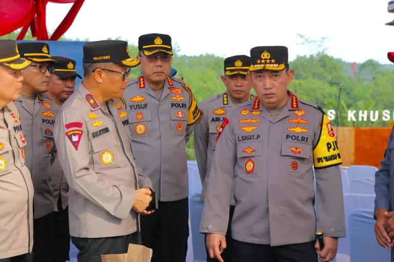 Kapolri Hadiri Groundbreaking Pembangunan Polres di IKN Kapolri Hadiri Groundbreaking Pembangunan Polres di IKN