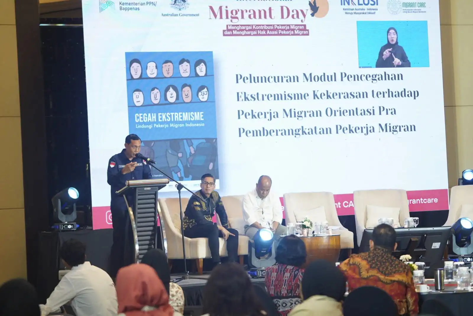 BP2MI Luncurkan Modul Pencegahan Ekstremisme Kekerasan Orientasi Pra Pemberangkatan PMI BP2MI Luncurkan Modul Pencegahan Ekstremisme Kekerasan Orientasi Pra Pemberangkatan PMI