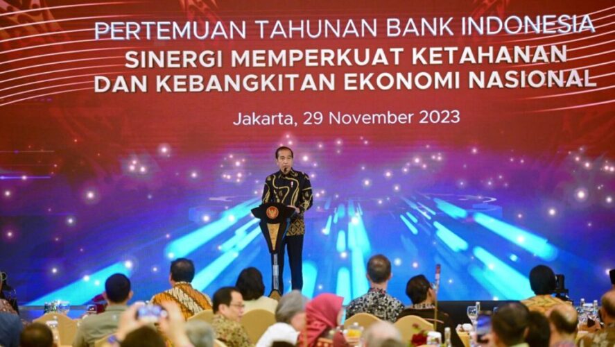 Situasi Global Tak Menentu, Jokowi Dorong Peningkatan KSSK Situasi Global Tak Menentu, Jokowi Dorong Peningkatan KSSK