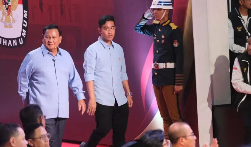 Gibran Rakabuming Kena Tegur KPU Saat Debat Capres Pertama Gibran Rakabuming Kena Tegur KPU Saat Debat Capres Pertama