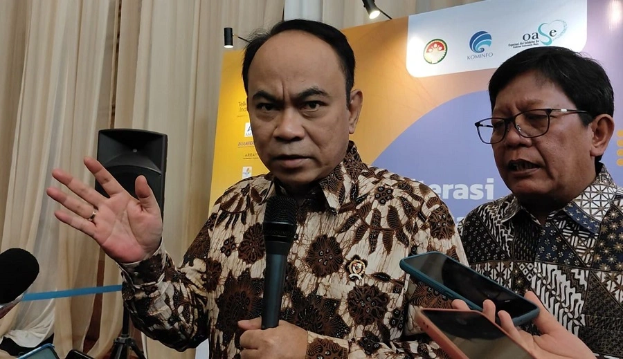 Kominfo Minta TikTok Shop Tidak Jual Barang Impor Kominfo Minta TikTok Shop Tidak Jual Barang Impor