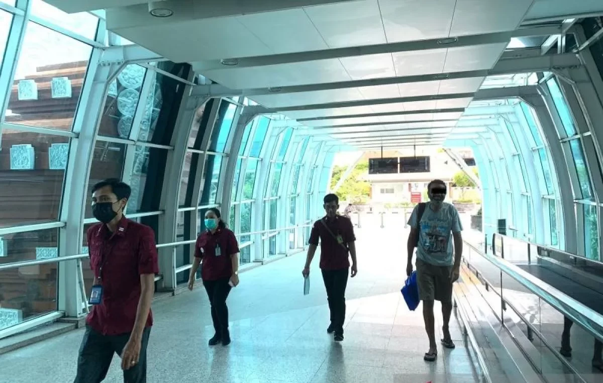 Imigrasi Bali Deportasi WNA Asal Mesir Imigrasi Bali Deportasi WNA Asal Mesir