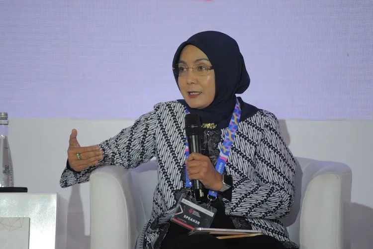 Kemendikbudristek Tegaskan Ferien Job di Jerman Bukan Program MBKM Kemendikbudristek Tegaskan Ferien Job di Jerman Bukan Program MBKM