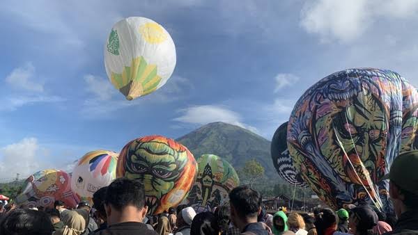 Kemenhub: Kepatuhan Penerbangan Balon Udara di Wonosobo Meningkat Kemenhub: Kepatuhan Penerbangan Balon Udara di Wonosobo Meningkat