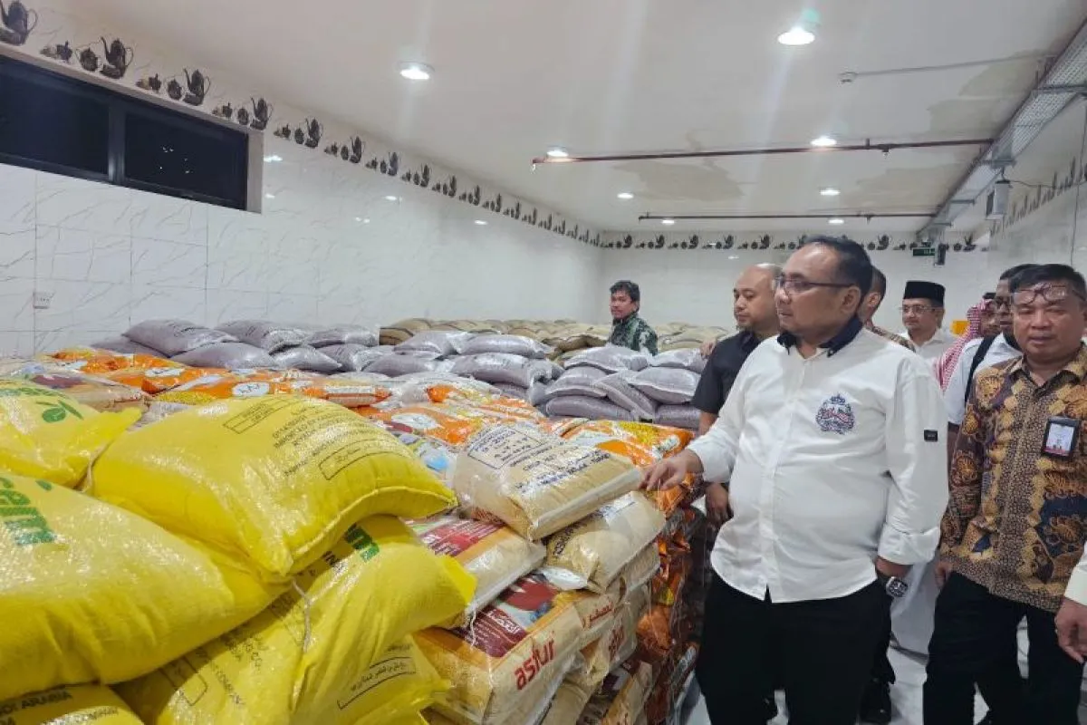 Menag Yaqut Cek 70 Ton Bumbu Dapur di Makkah Menag Yaqut Cek 70 Ton Bumbu Dapur di Makkah