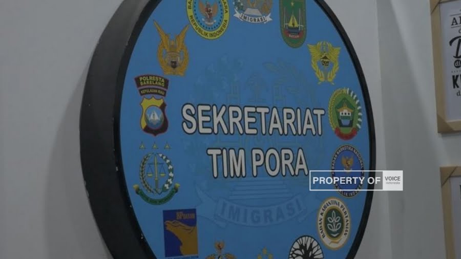 6 WNA Tiongkok Digerebek Polisi Batam 6 WNA Tiongkok Digerebek Polisi Batam