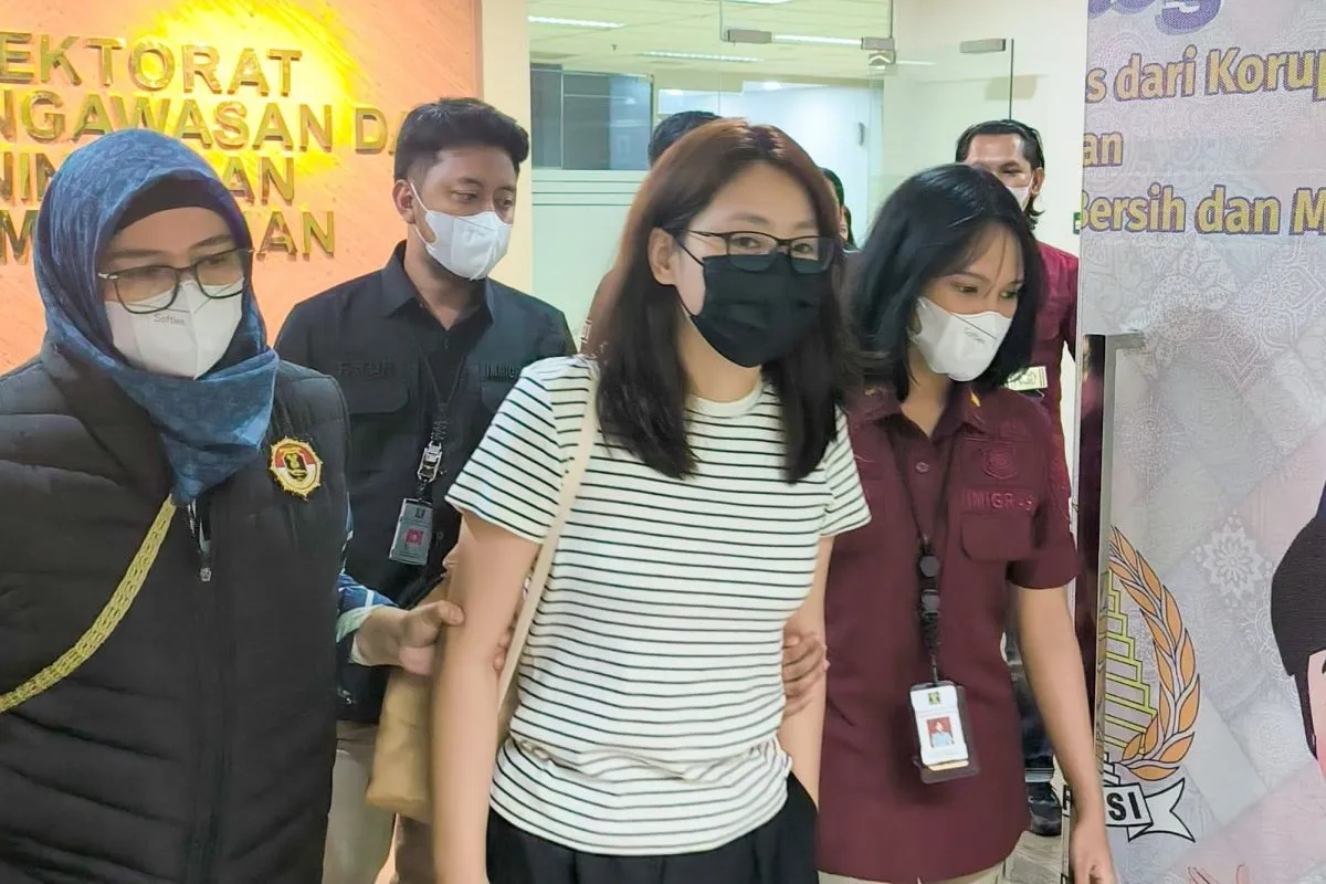 Imigrasi deportasi buronan Filipina berinisial AG Imigrasi deportasi buronan Filipina berinisial AG