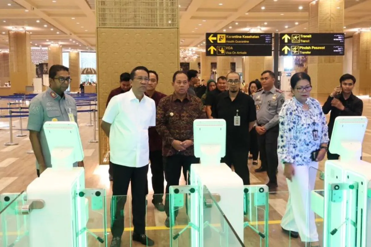 Menkumham pastikan layanan imigrasi di Ngurah Rai prima sambut IAF Menkumham pastikan layanan imigrasi di Ngurah Rai prima sambut IAF