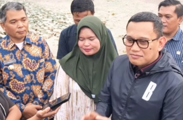Menteri P2MI Kunjungi Purna PMI di Karawang Menteri P2MI Kunjungi Purna PMI di Karawang