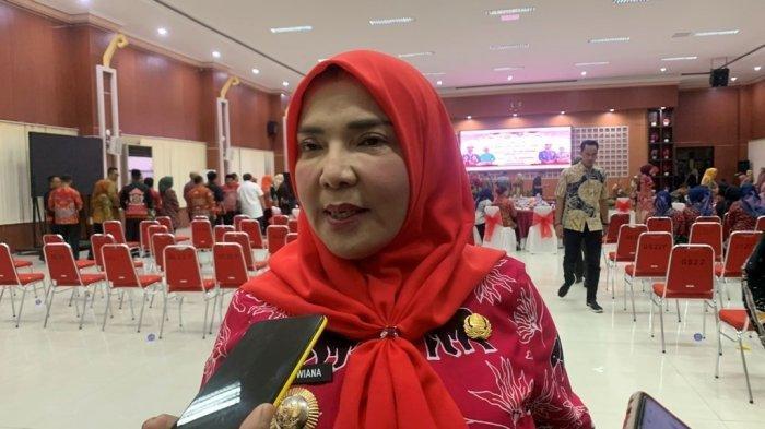 Pegiat Usaha Harus Pekerjakan Warga Bandar Lampung 10 Persen Pegiat Usaha Harus Pekerjakan Warga Bandar Lampung 10 Persen