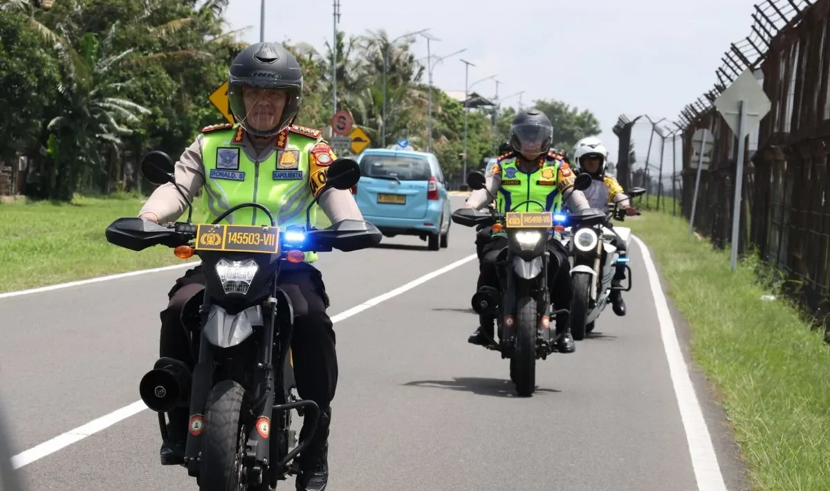 Kapolres Pastikan Kesiapan Pengamanan Arus Balik di Bandara Soetta Kapolres Pastikan Kesiapan Pengamanan Arus Balik di Bandara Soetta