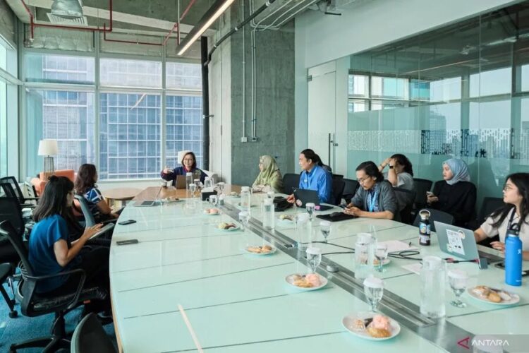 Wamenekraf Dorong Industri Seni Pertunjukan Indonesia Wamenekraf Dorong Industri Seni Pertunjukan Indonesia