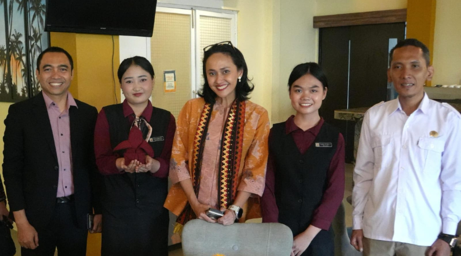 Kunjungi Salah Satu LKP di Lampung, Christina Aryani Petakan Potensi PMI Sektor Hospitality Kunjungi Salah Satu LKP di Lampung, Christina Aryani Petakan Potensi PMI Sektor Hospitality