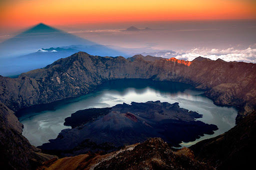 Mendaki Gunung Rinjani Tanpa Sampah, Patut Ditiru Gunung Lain!