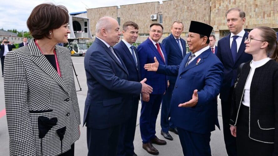 Presiden Prabowo Dijadwalkan Bertemu Putin di Istana Constantine Rusia Presiden Prabowo Dijadwalkan Bertemu Putin di Istana Constantine Rusia