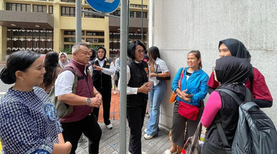 Polri Sapa PMI Hong Kong, Serap Aspirasi dan Beri Edukasi Hukum Polri Sapa PMI Hong Kong, Serap Aspirasi dan Beri Edukasi Hukum