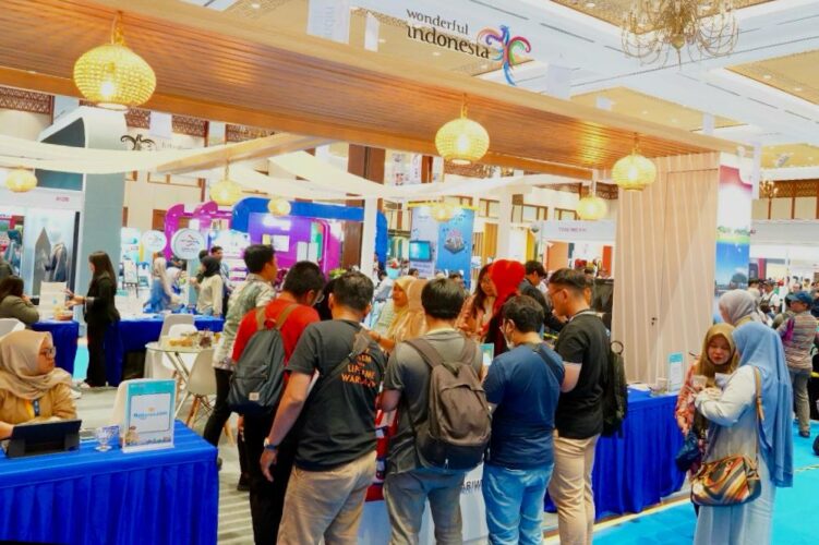 Kemenpar Gaungkan Kampanye BBWI di KAI Expo 2025 Kemenpar Gaungkan Kampanye BBWI di KAI Expo 2025